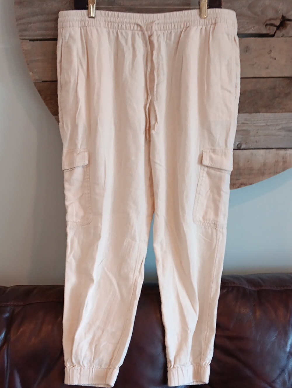 Banana Republic Cream Cargo Ankle Pants